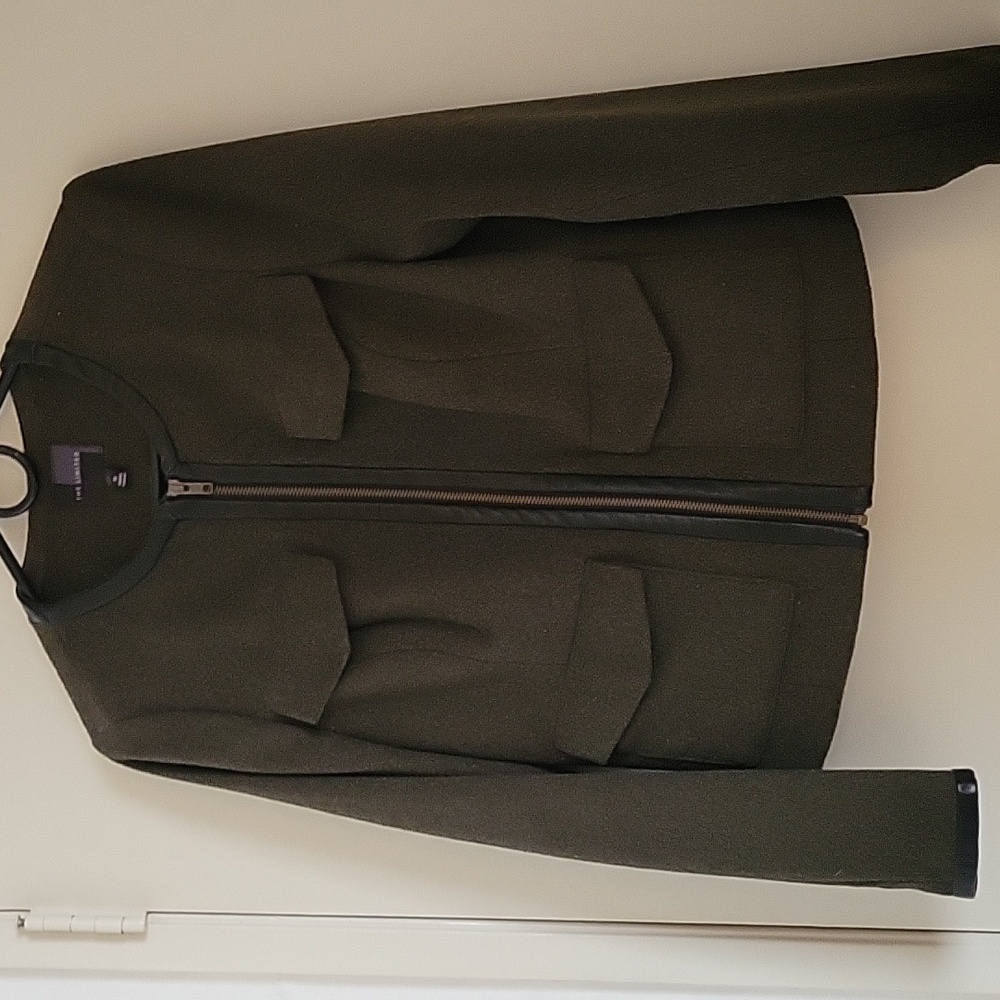 ARMY GREEN  JACKET